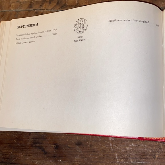 1945 Sign of My Friends horoscope book. - Picture 10 of 12